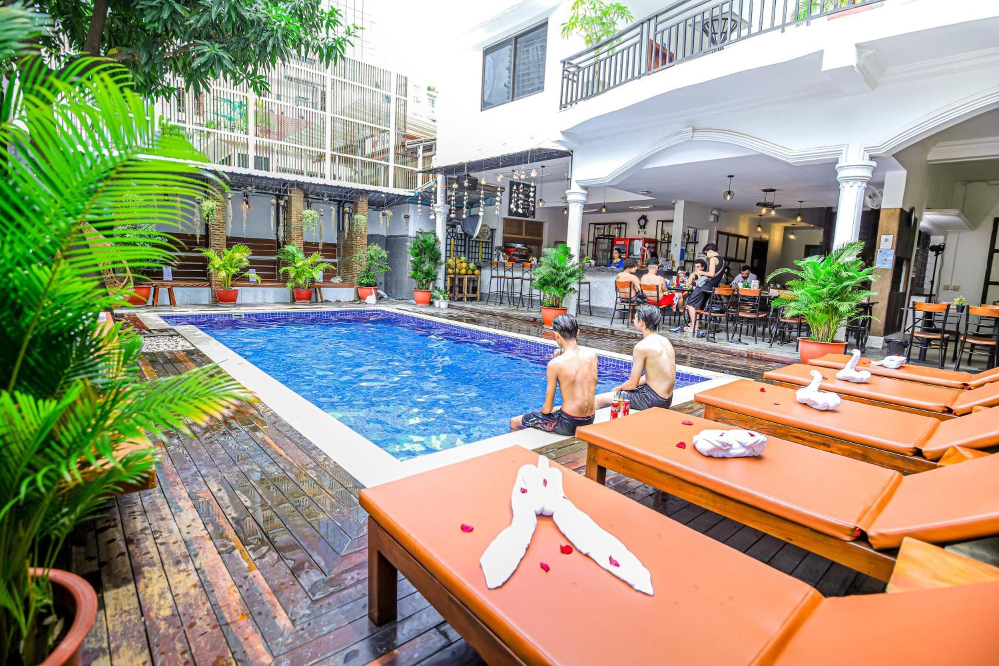 Bliss & Beats Hostel プノンペン エクステリア 写真