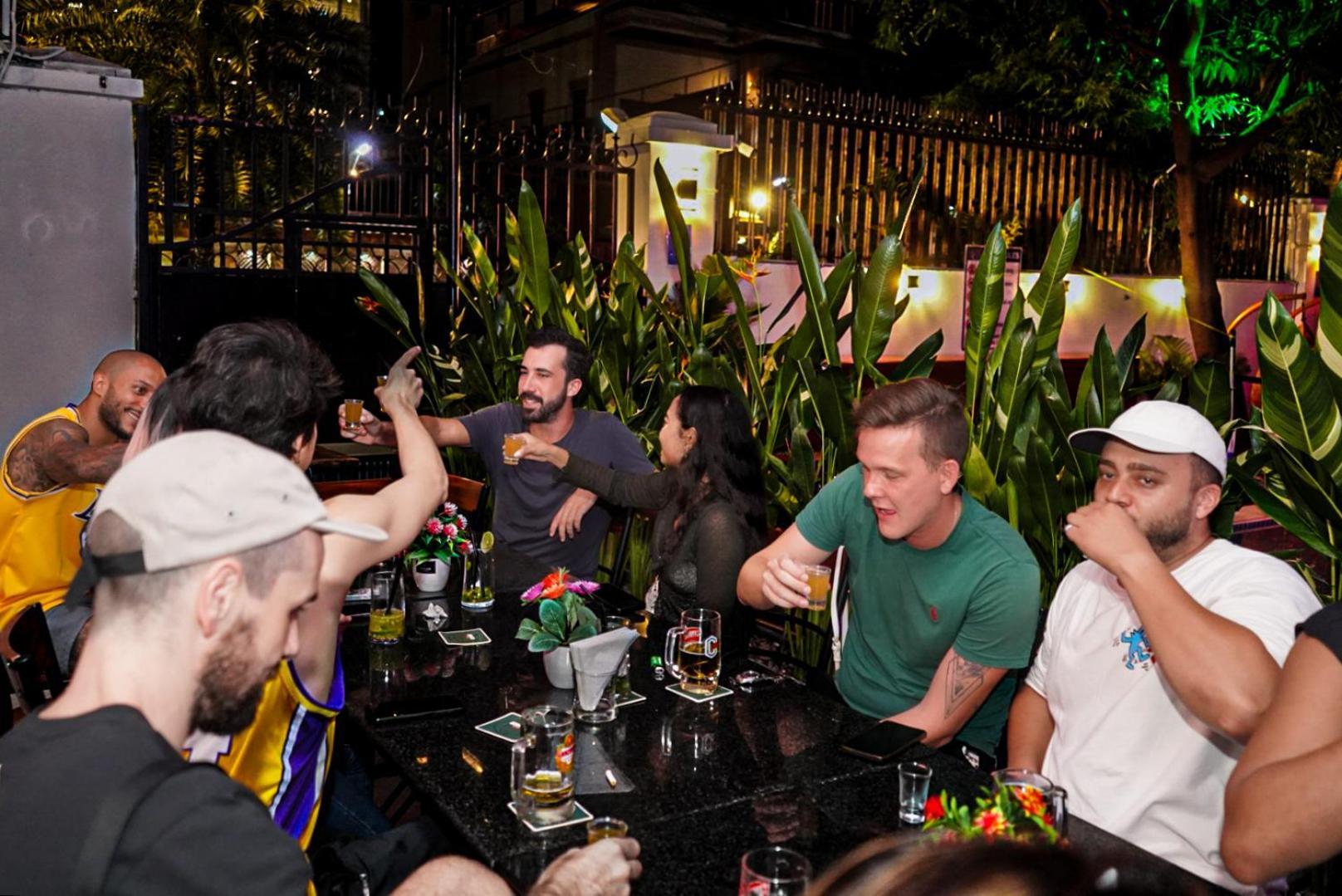 Bliss & Beats Hostel プノンペン エクステリア 写真