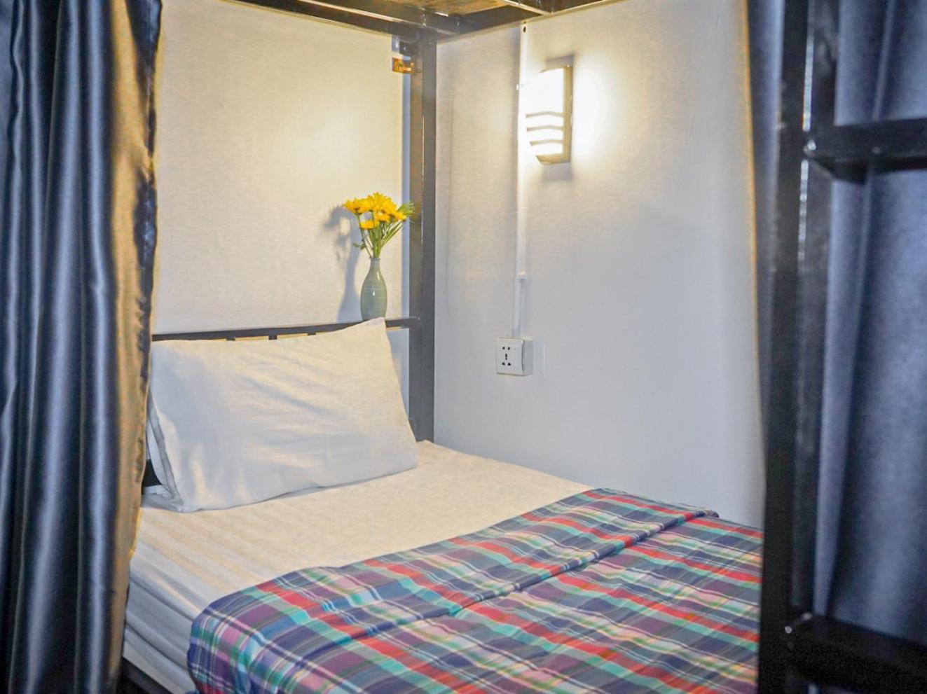 Bliss & Beats Hostel プノンペン エクステリア 写真